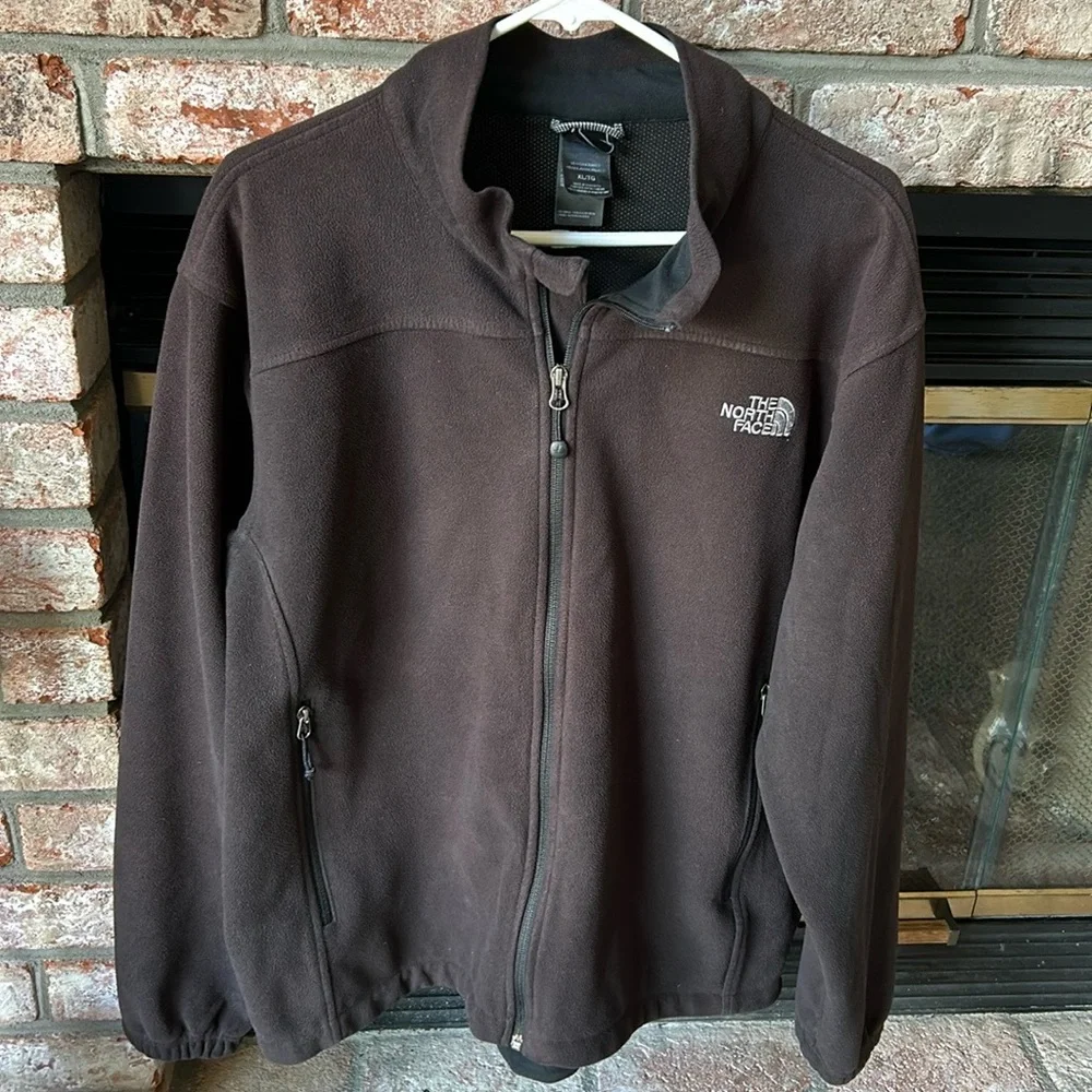 The North Face Men’s Zip Up Casual/ Outdoors jacket‎ Color Brown SizeXL